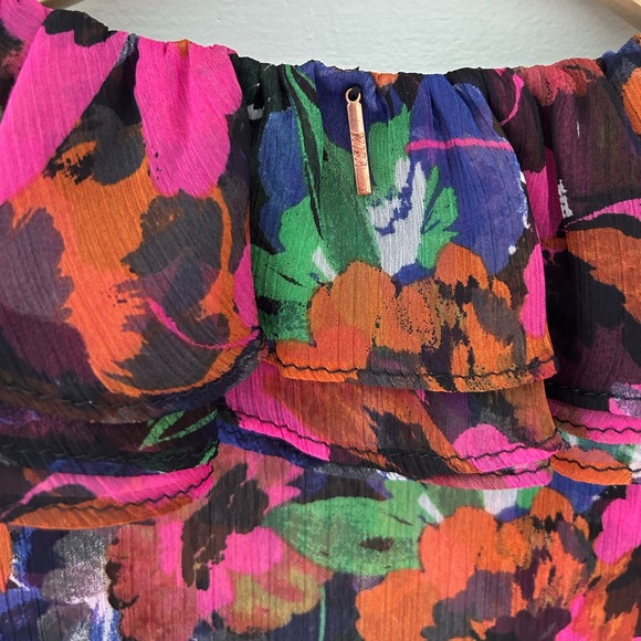 Misa Florence Top - Picture 9 of 11